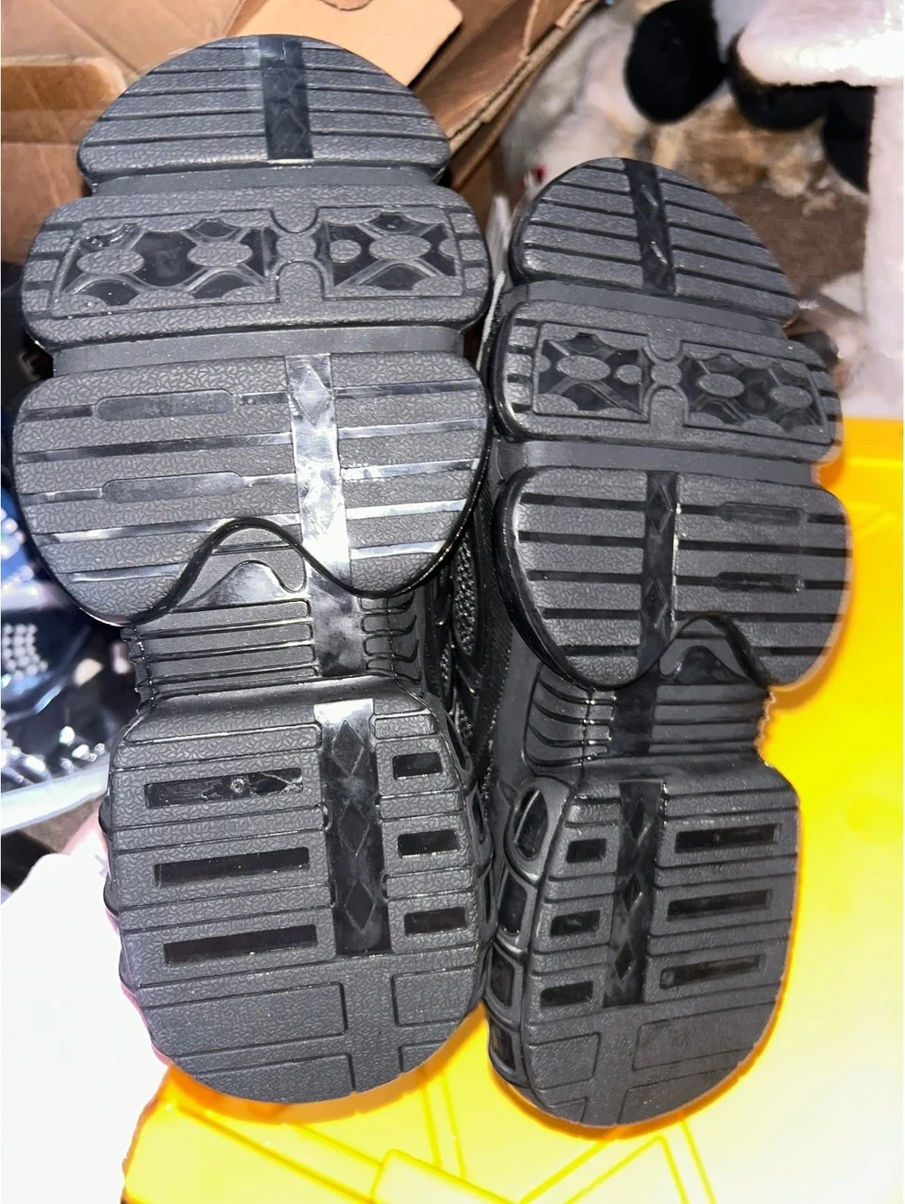 Black Athletic Sneakers  EU39 with Mesh and Synthetic Uplc